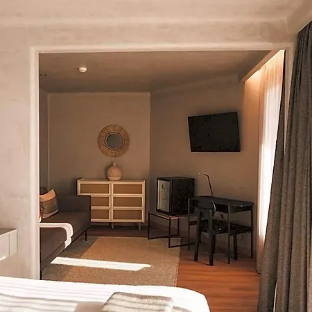 Santa Cruz - Movement & Nature House 5*
