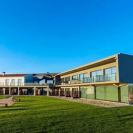 Santa Cruz - Movement & Nature House 5*